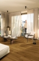 Panel winylowy Quick-Step Bloom AVMPU40315 — Dąb karmelowy botaniczny - aranzacja producenta 2