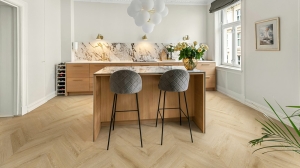 Multicontract Solen Chevron MG-001-CH VALLEY OAK — jodełka francuska klejona DRYBACK